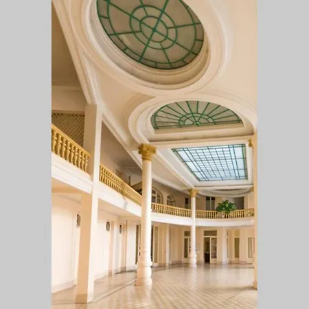 Apartment In Historical Center Of Vichy Palais Belle Epoque ,International Exterior photo