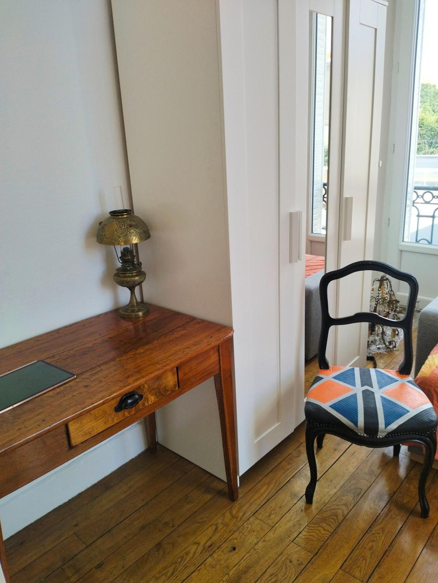 In Historical Center Of Palais Belle Epoque ,international *