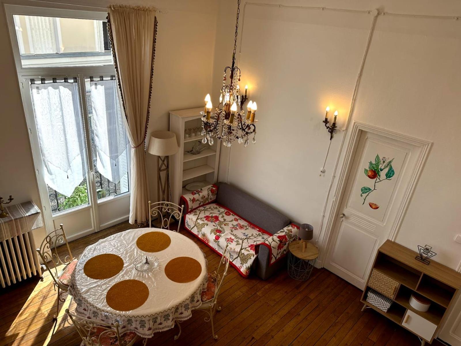 Apartment In Historical Center Of Palais Belle Epoque ,international *